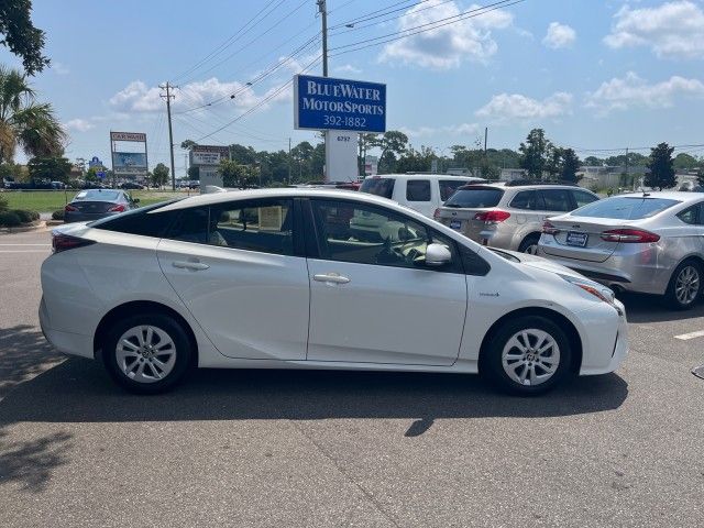 2016 Toyota Prius Two