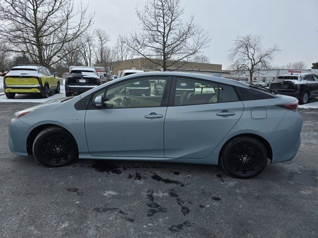 2016 Toyota Prius Two