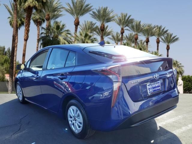 2016 Toyota Prius Two