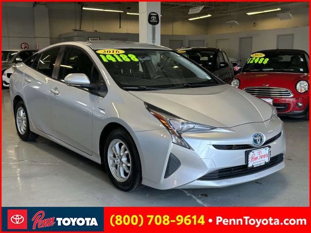 2016 Toyota Prius Two