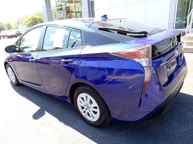 2016 Toyota Prius Two