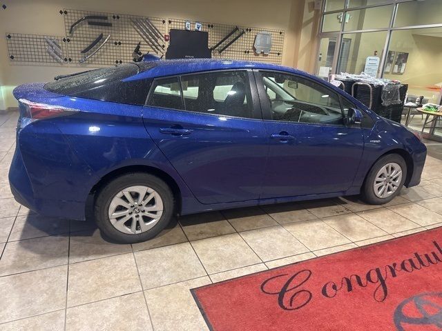 2016 Toyota Prius Two