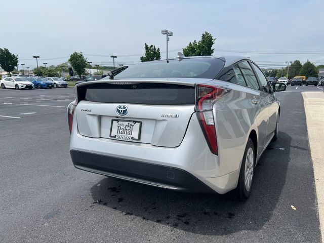 2016 Toyota Prius Two