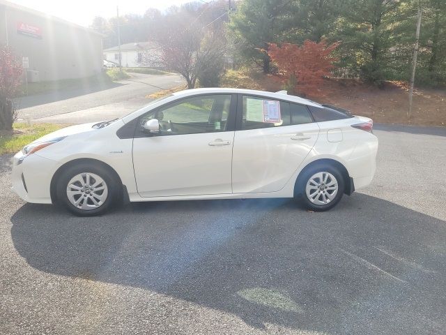 2016 Toyota Prius Two