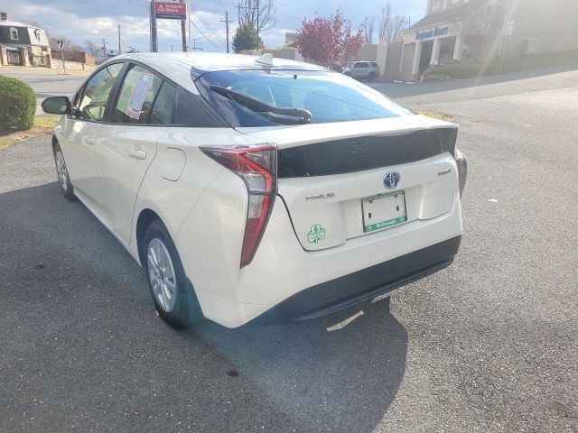 2016 Toyota Prius Two