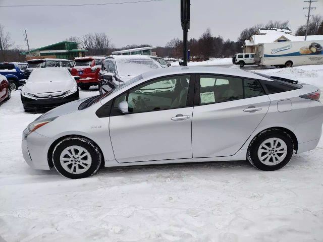 2016 Toyota Prius Two