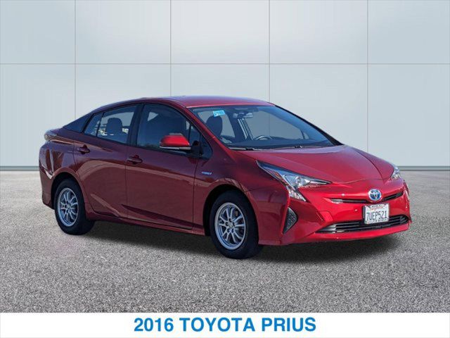 2016 Toyota Prius Three