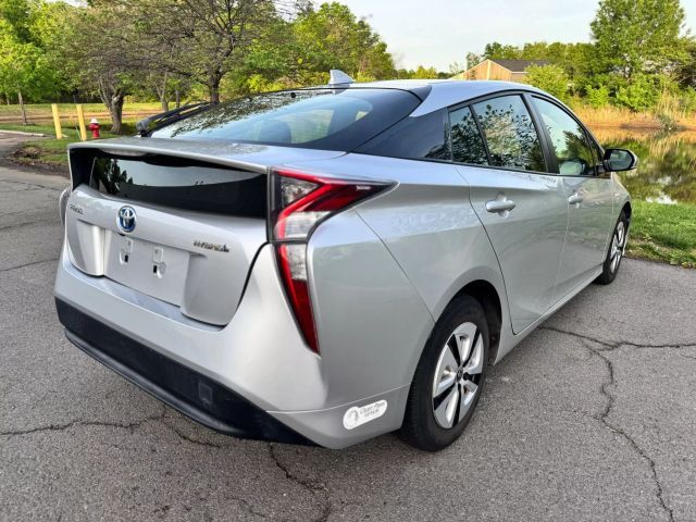 2016 Toyota Prius Two Eco