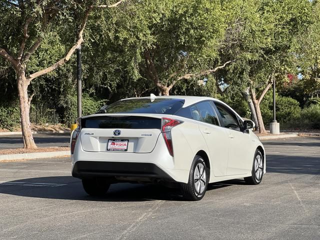 2016 Toyota Prius Two