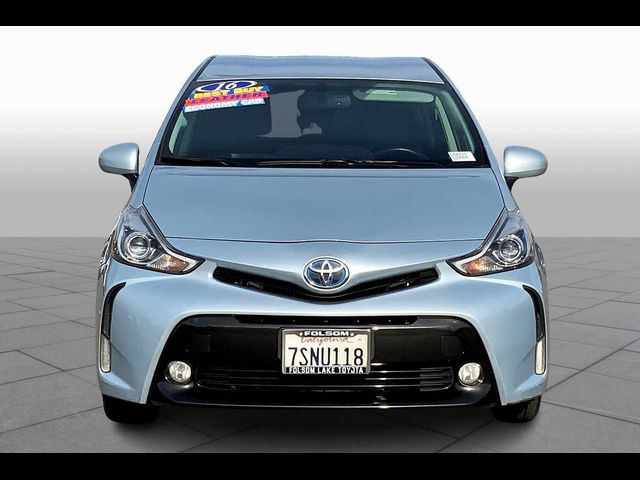 2016 Toyota Prius v Five