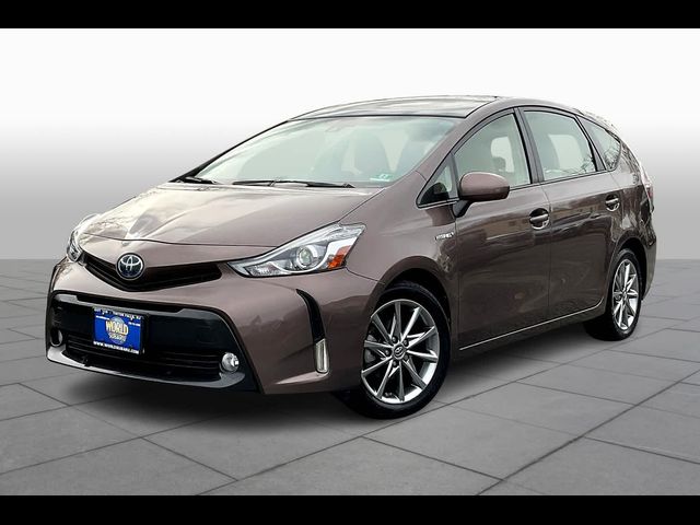 2016 Toyota Prius v Five