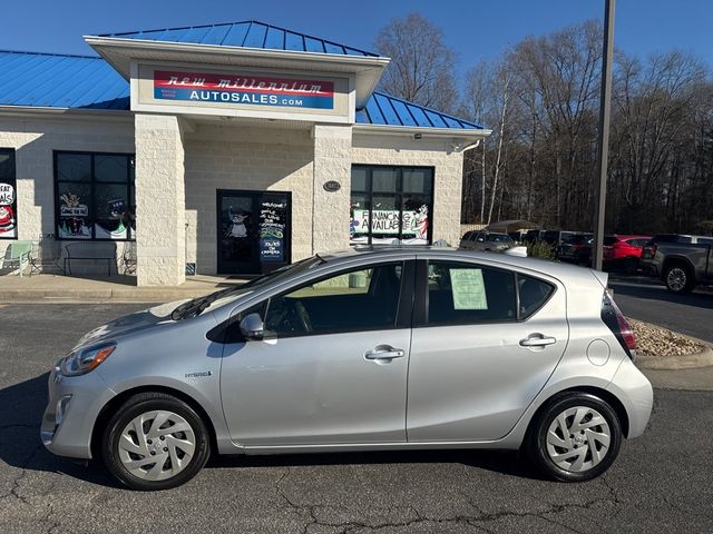 2016 Toyota Prius c Four