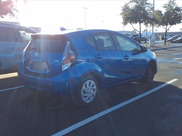 2016 Toyota Prius c 