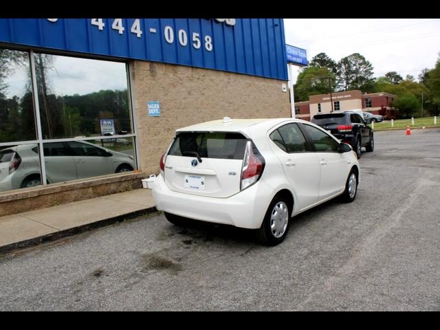 2016 Toyota Prius c Persona Series