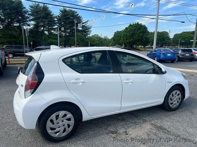 2016 Toyota Prius c One