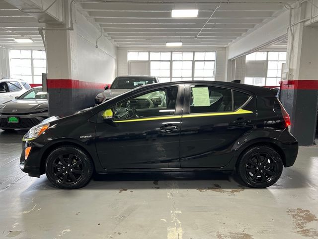 2016 Toyota Prius c Persona Series