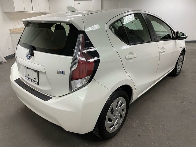 2016 Toyota Prius c Two