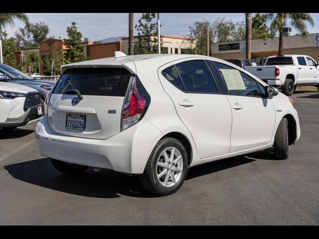 2016 Toyota Prius c One