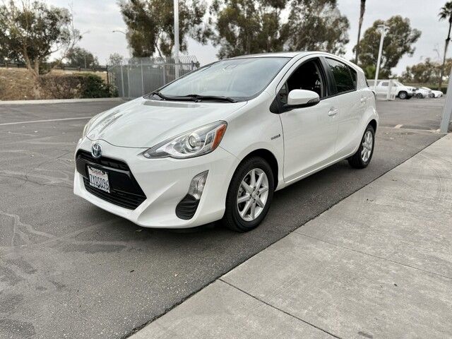 2016 Toyota Prius c One