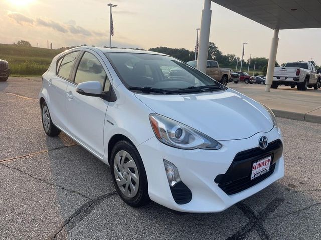 2016 Toyota Prius c Two