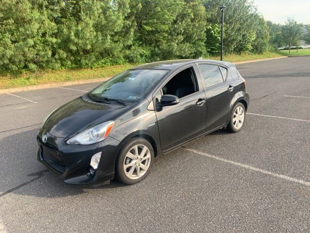 2016 Toyota Prius c Four