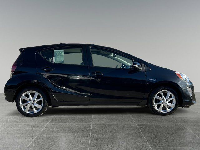 2016 Toyota Prius c Four
