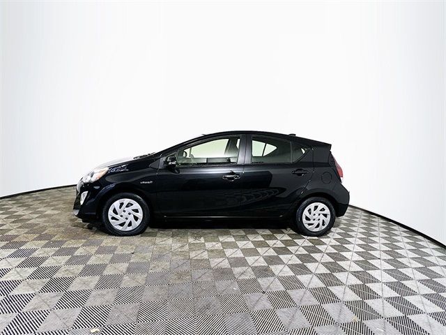 2016 Toyota Prius c Four