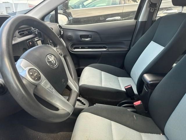 2016 Toyota Prius c Four