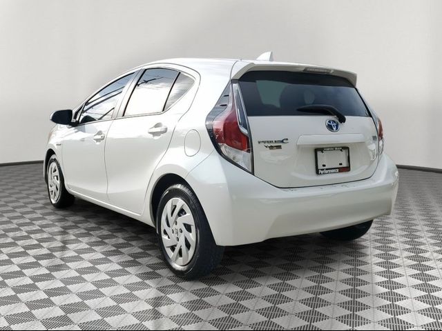 2016 Toyota Prius c Two