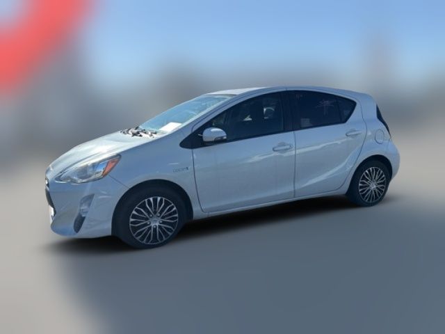 2016 Toyota Prius c One