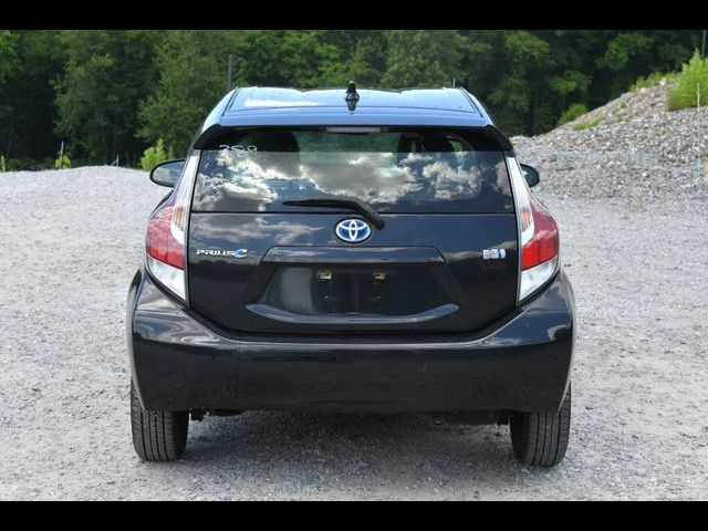 2016 Toyota Prius c Four