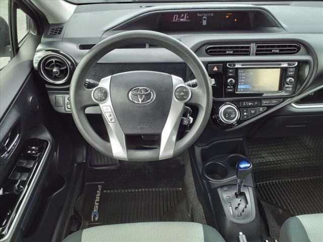 2016 Toyota Prius c Four