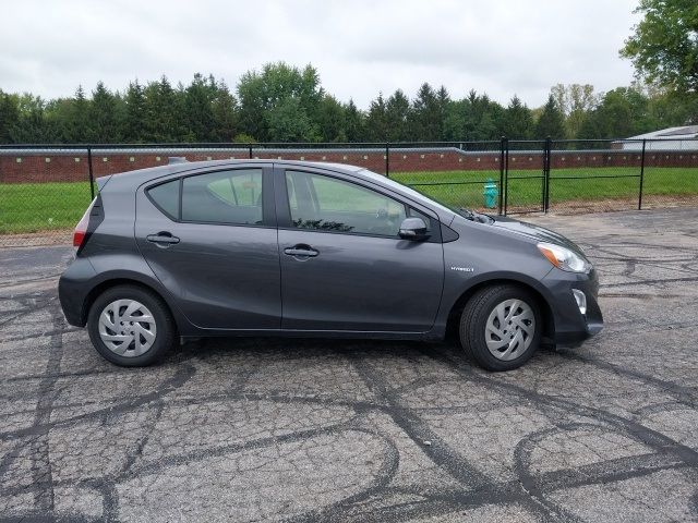 2016 Toyota Prius c Four