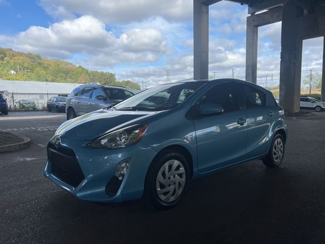 2016 Toyota Prius c Four