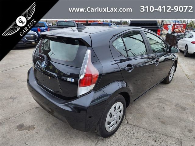 2016 Toyota Prius c One