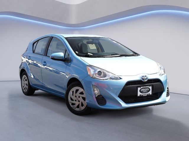2016 Toyota Prius c One
