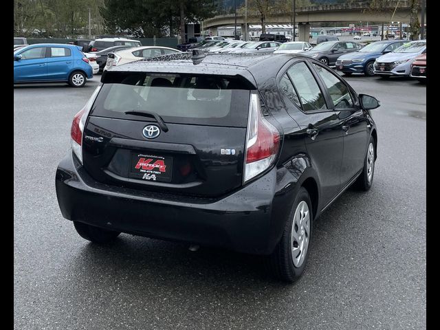 2016 Toyota Prius c One