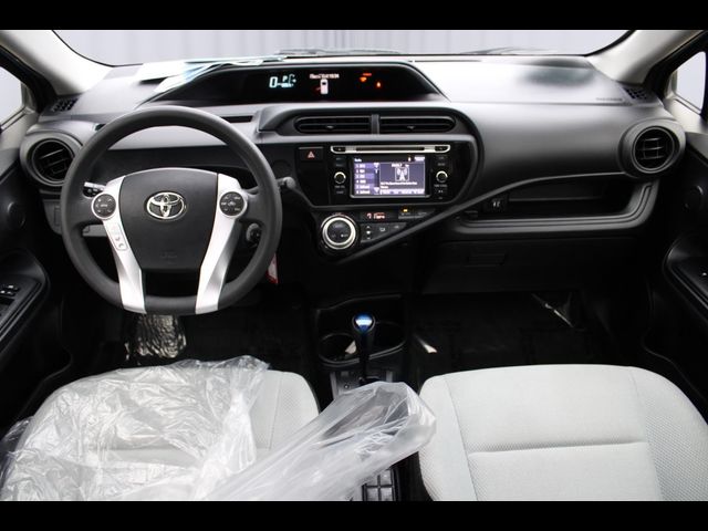 2016 Toyota Prius c One