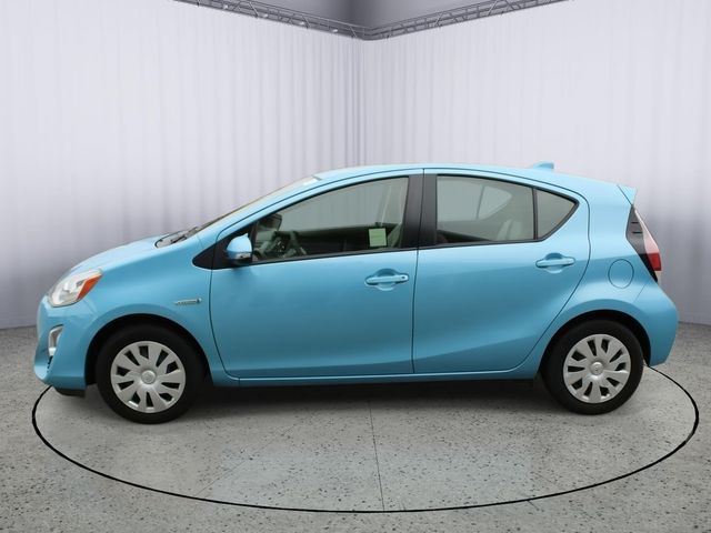 2016 Toyota Prius c One