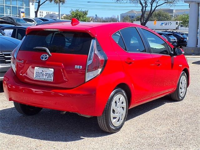 2016 Toyota Prius c 