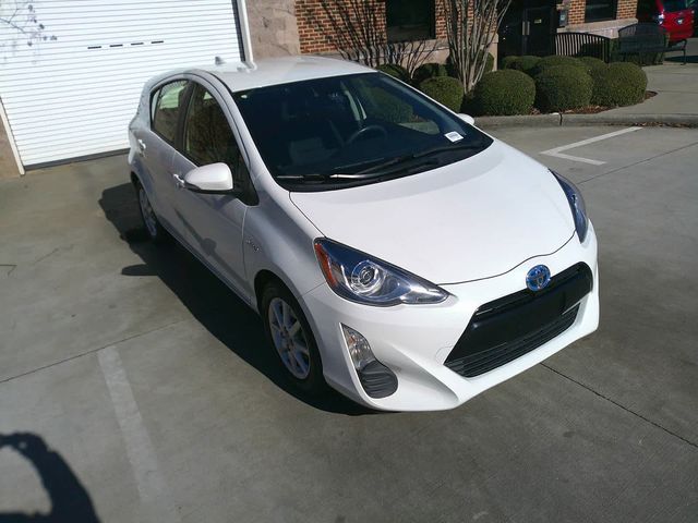 2016 Toyota Prius c One