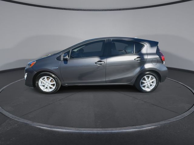 2016 Toyota Prius c One