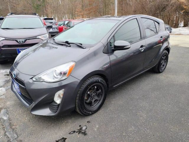 2016 Toyota Prius c One