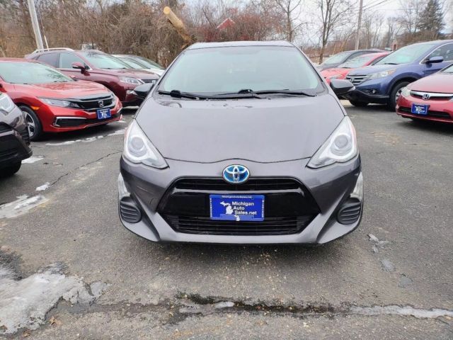 2016 Toyota Prius c One