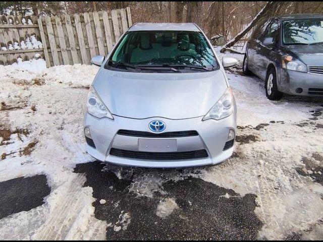 2016 Toyota Prius c One