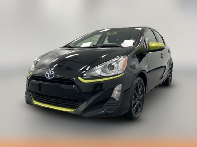 2016 Toyota Prius c Persona Series