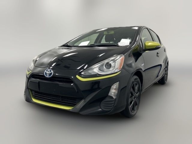 2016 Toyota Prius c Persona Series