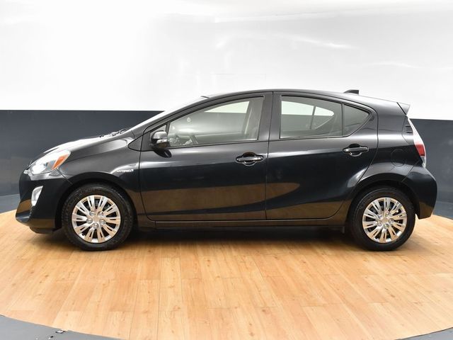 2016 Toyota Prius c Three