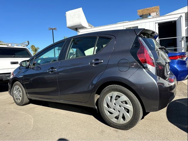 2016 Toyota Prius c Three