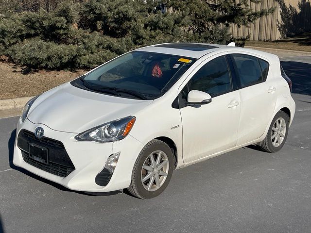 2016 Toyota Prius c Three